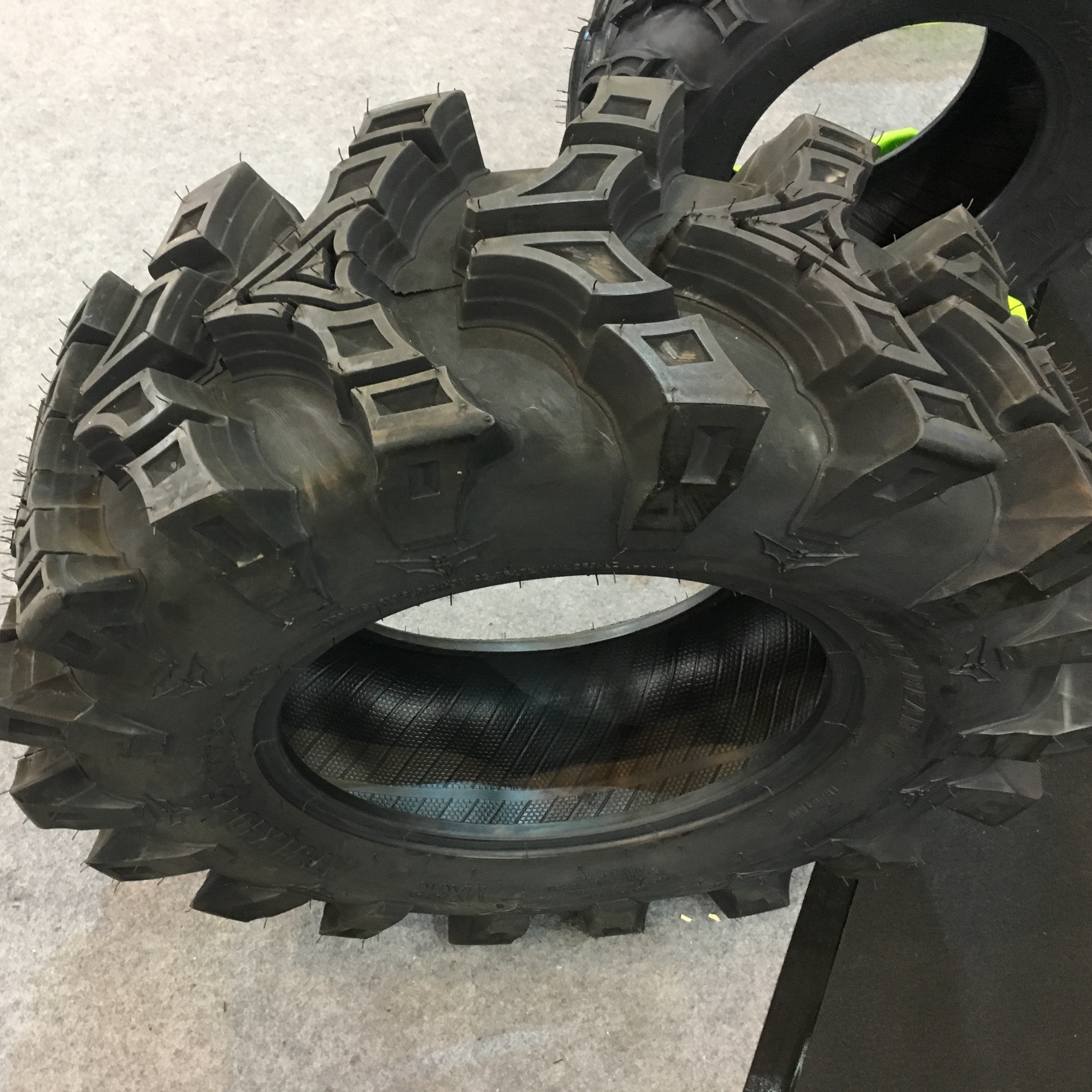 ATV ALL Terrain tire  31X10-15 4X4 off-road sand tire other wheels and tires for sale