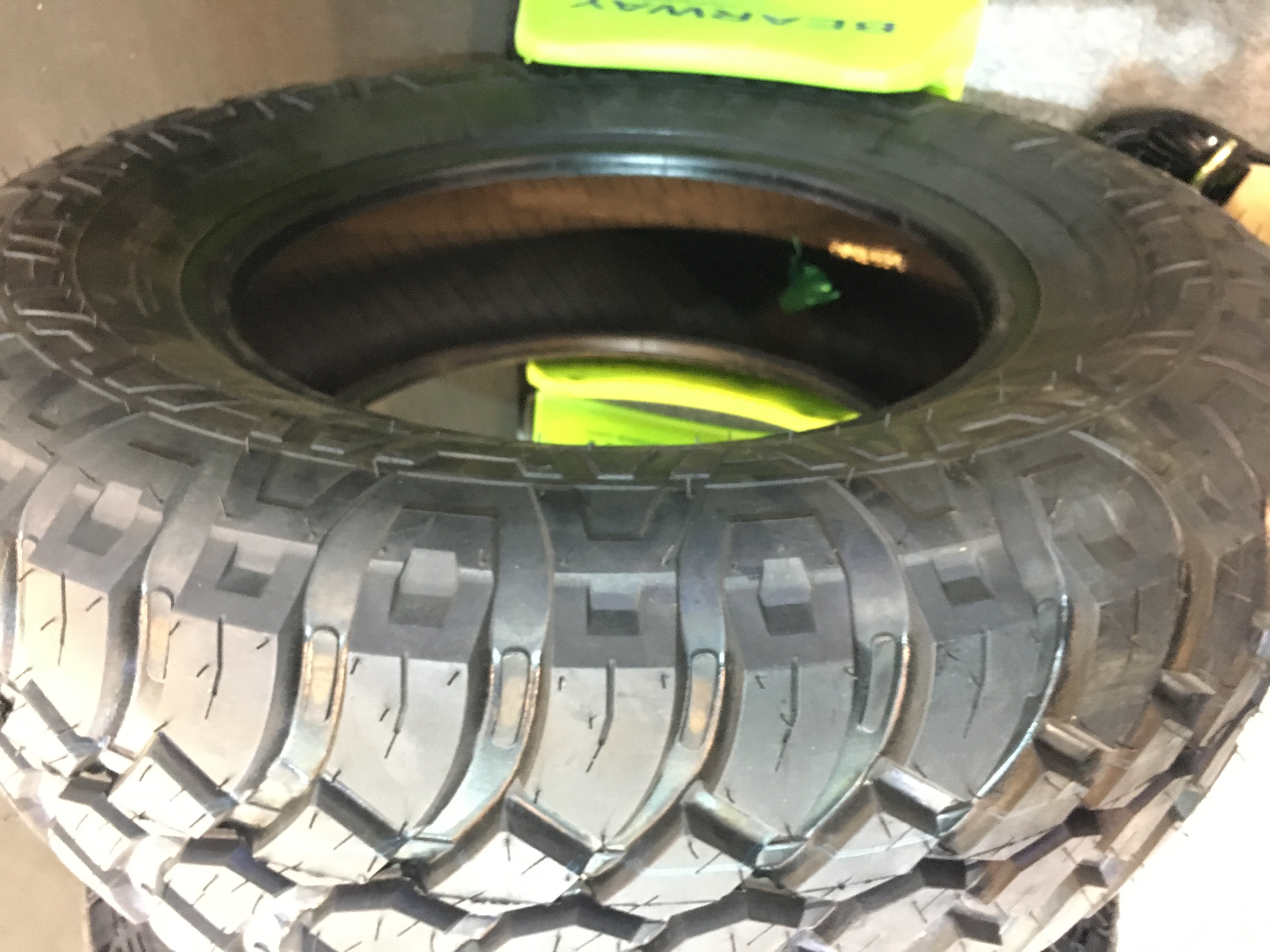 MT TIRE 285/75R16LT NEW TYRE MUD TYRE