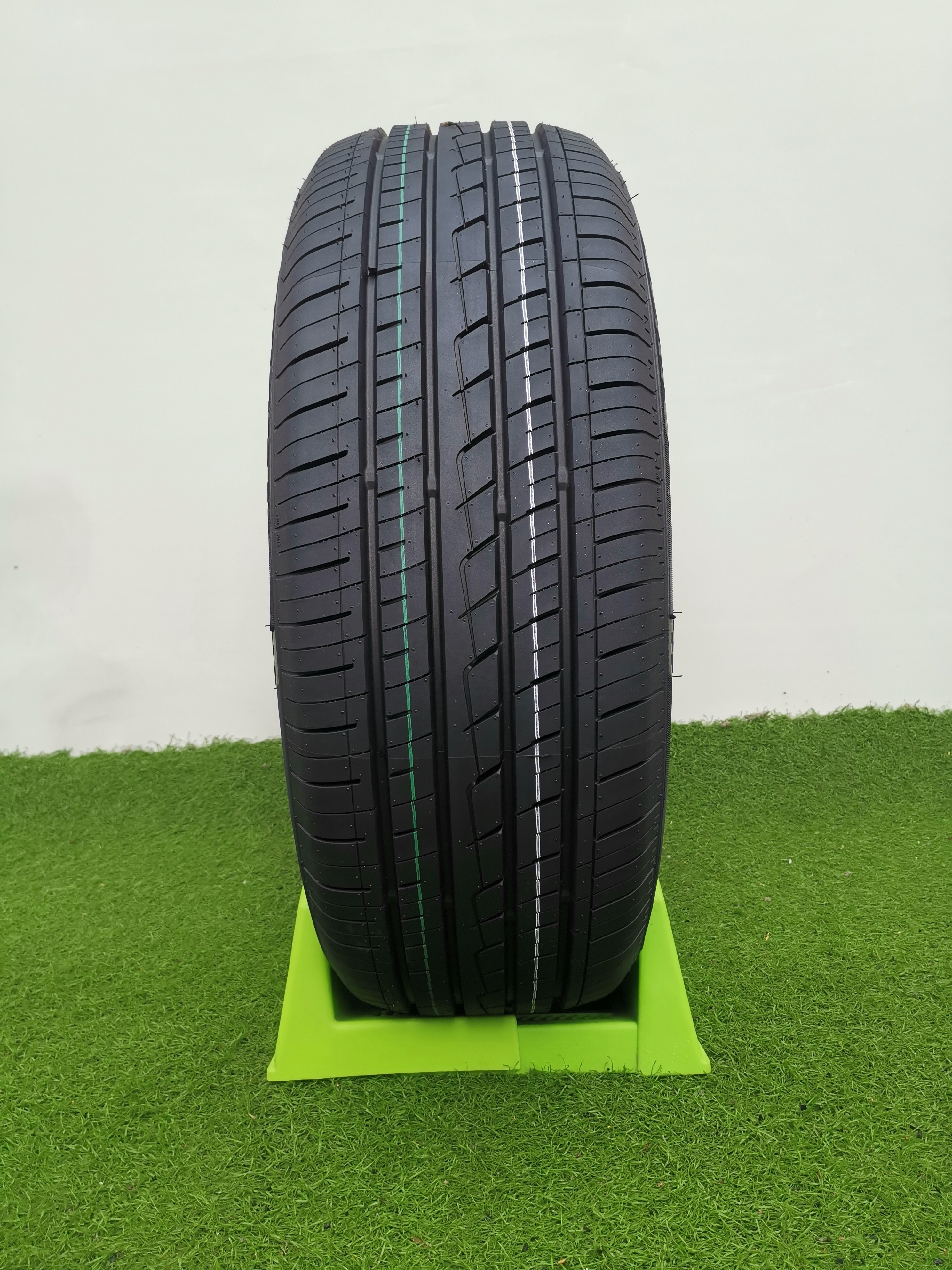 MT TIRE 235/85r16LT NEW TYRE MUD TYRE