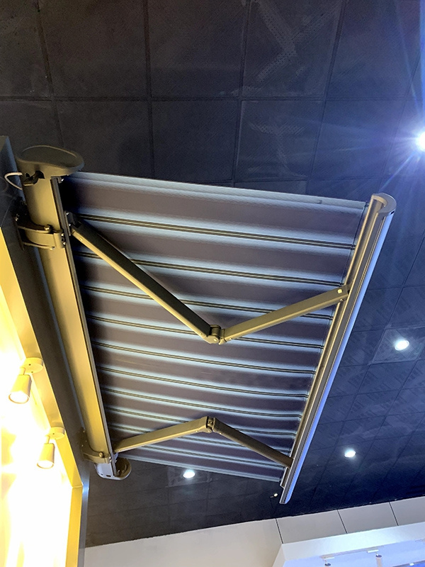 Wholesale Sunshade Folding Arm Motorized Outdoor Retractable Awning Full Cassette Awning With Led Light