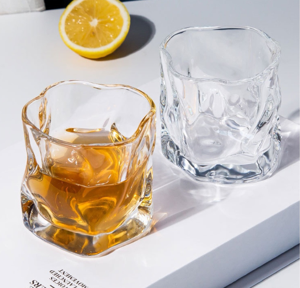 Factory Wholesale Irregular Twisty Rock Glass Cups Crystal Quality Wrinkled Tumblers 200ml Short Personalized Whiskey Glasses