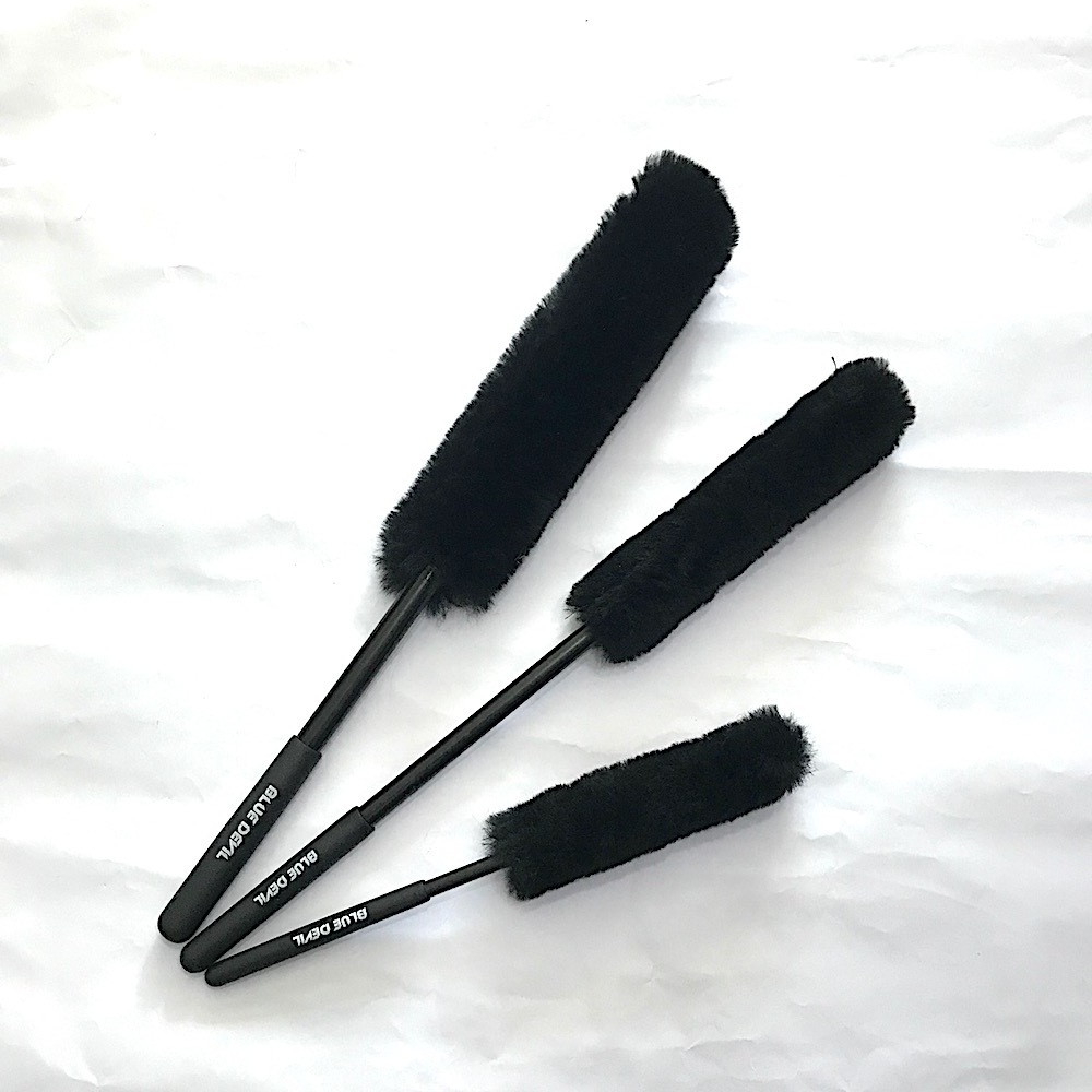 Wheel Brush, Wheel Brush Woolies 100% Lambswool Scratchless Brushes for Car Rims with Rubber Grip