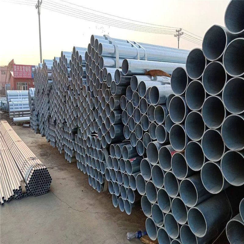 Low Price 1/2 Galvanized Pipe Galvanized Iron Pipe round Gate Design