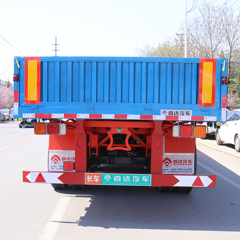 enclosed cargo trailer with barn door china howo cargo truck with trailer