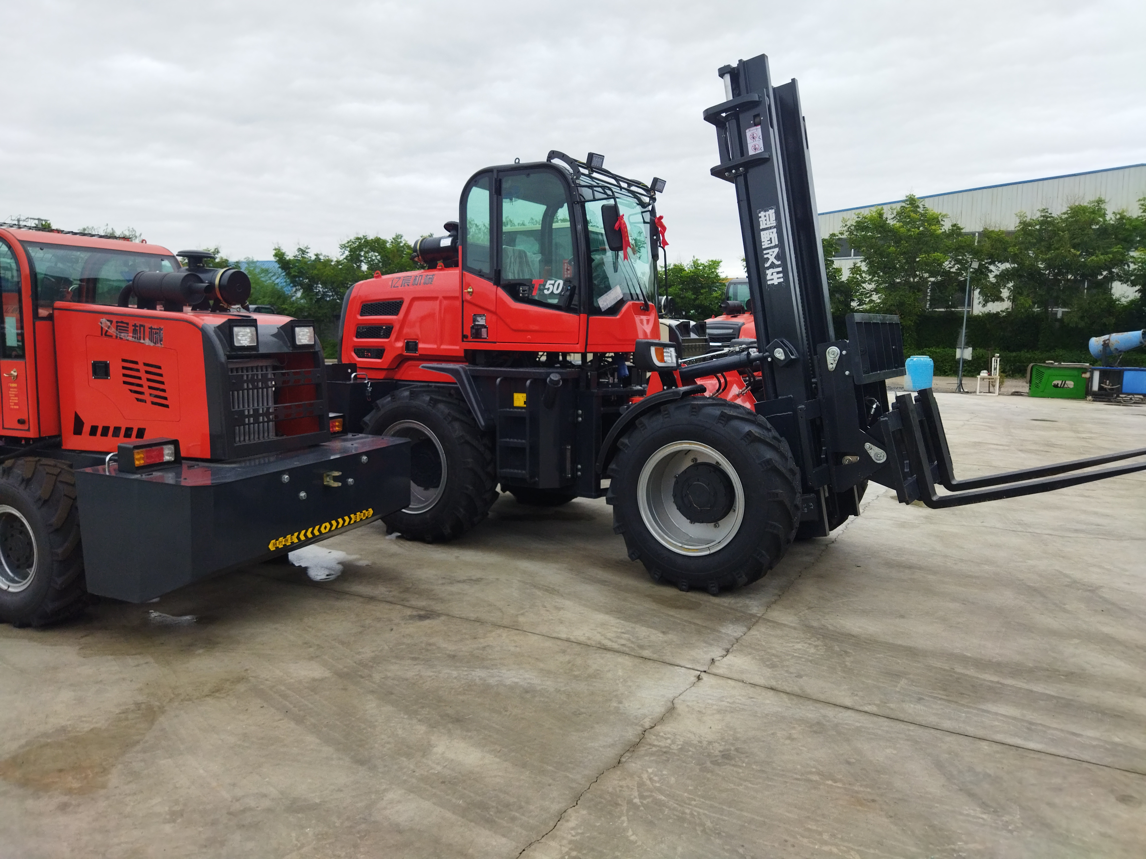 Hot sell 4*4 rough terrain forklift 3.5 ton diesel forklift lifting 3m 4m 5m 6m new forklift