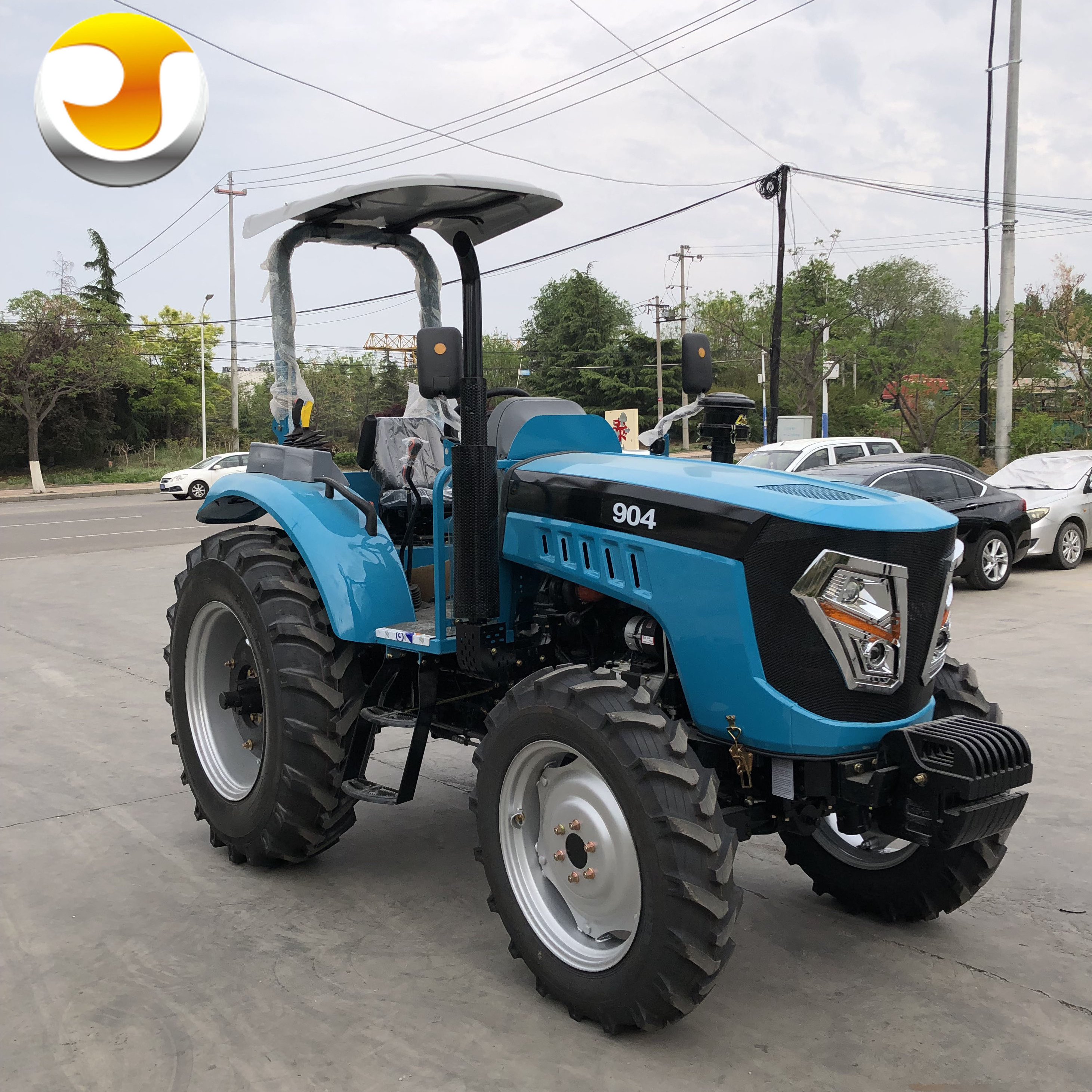 4WD wheel tractor original quality low price farming tractor with canopy 90hp YTO engine