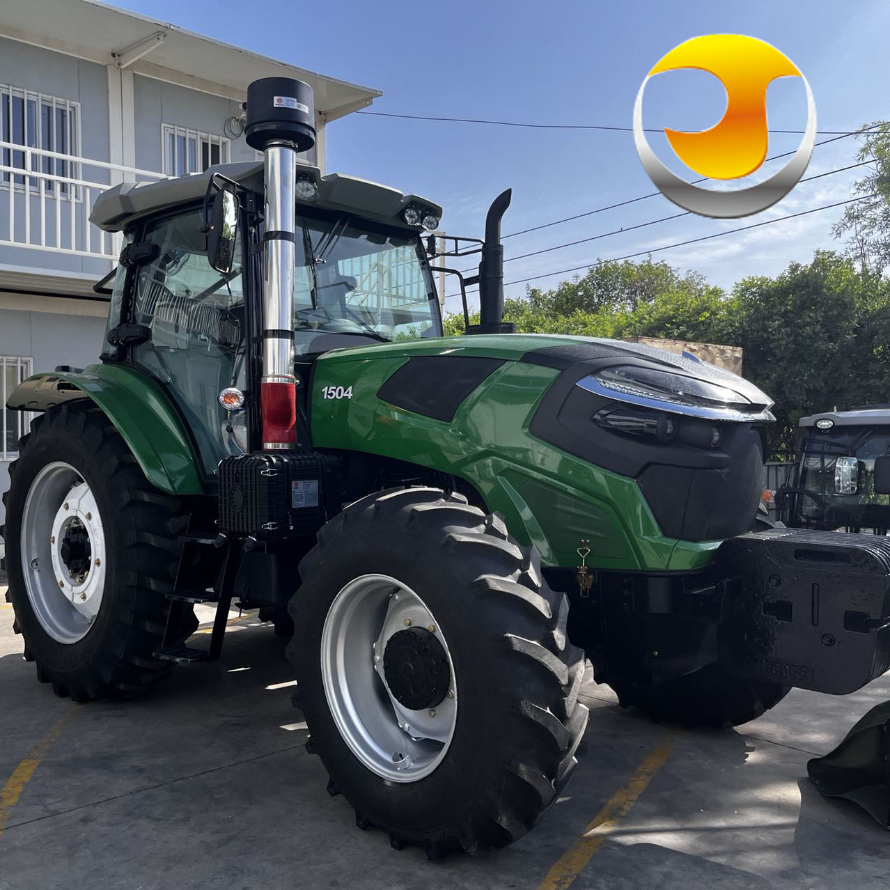 130HP 140HP 150HP 160HP Wheel Tractor Farmland 150hp Weichai Engine Agricultural Equipments with Luxury AC Cab and Heater