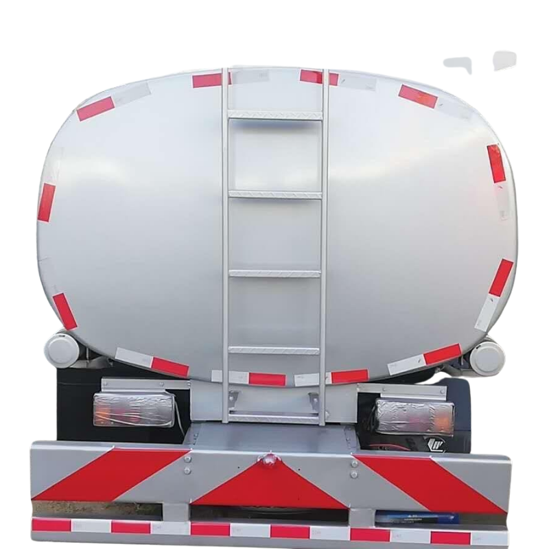 mini 4000L ISUZU oil tanker delivery truck 1000gallons petrol gasoline tanker transport truck price fuel bowser tanker truck