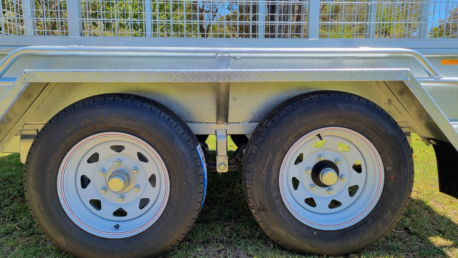 12x6 Tandem Dual Axle Box Trailer Galvanized Car Trailer With 600/900mm Cage