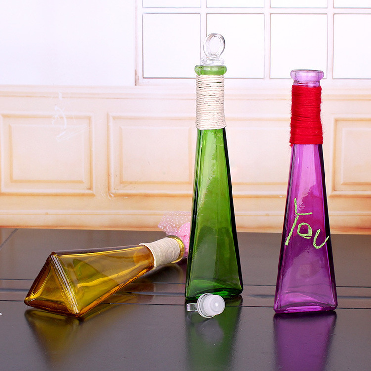 Pyramid shapeTrendy Design High-quality Glass Fragrance bottle