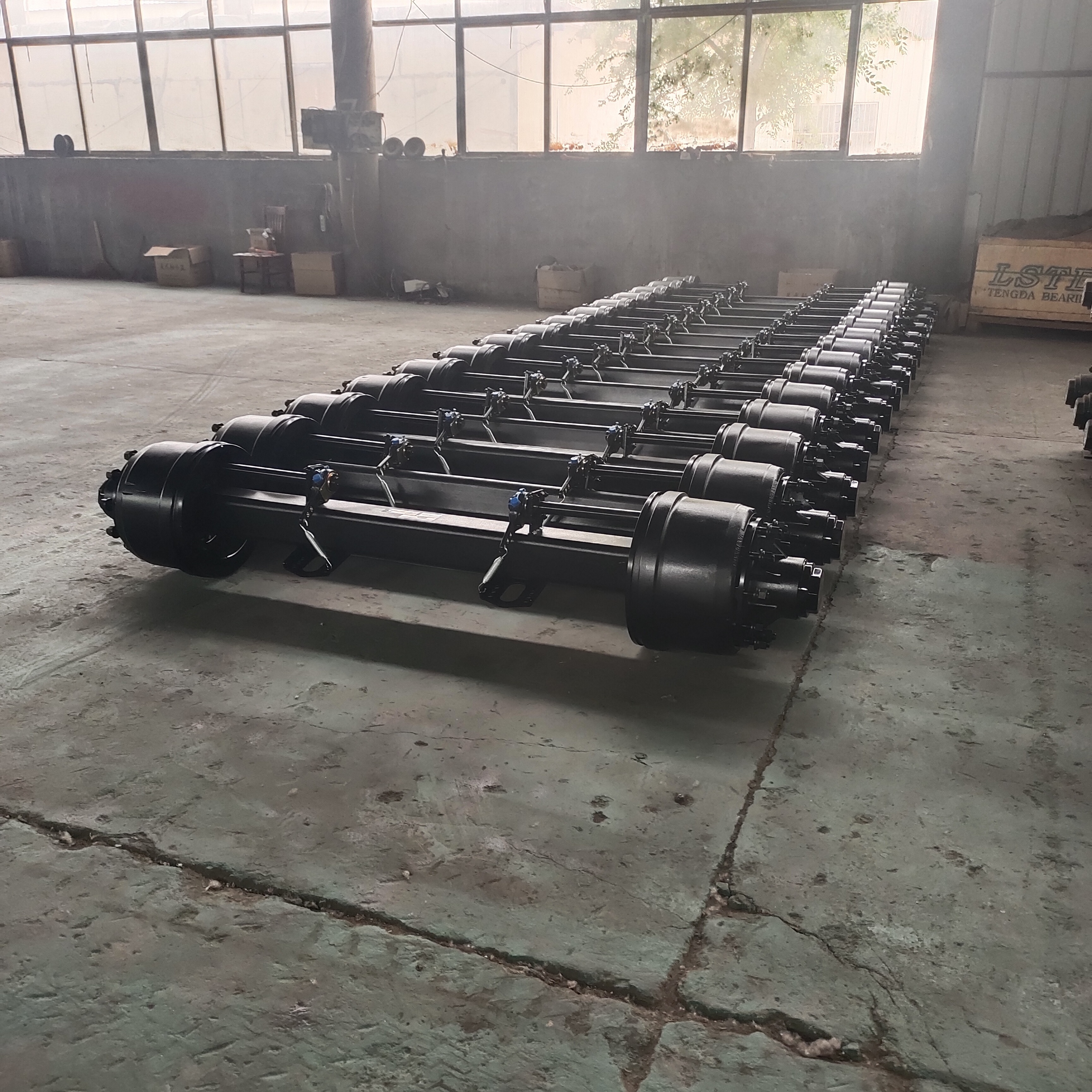 Trailer axle factory direct sales for heavy-duty trucks, providing popular American truck trailer axles