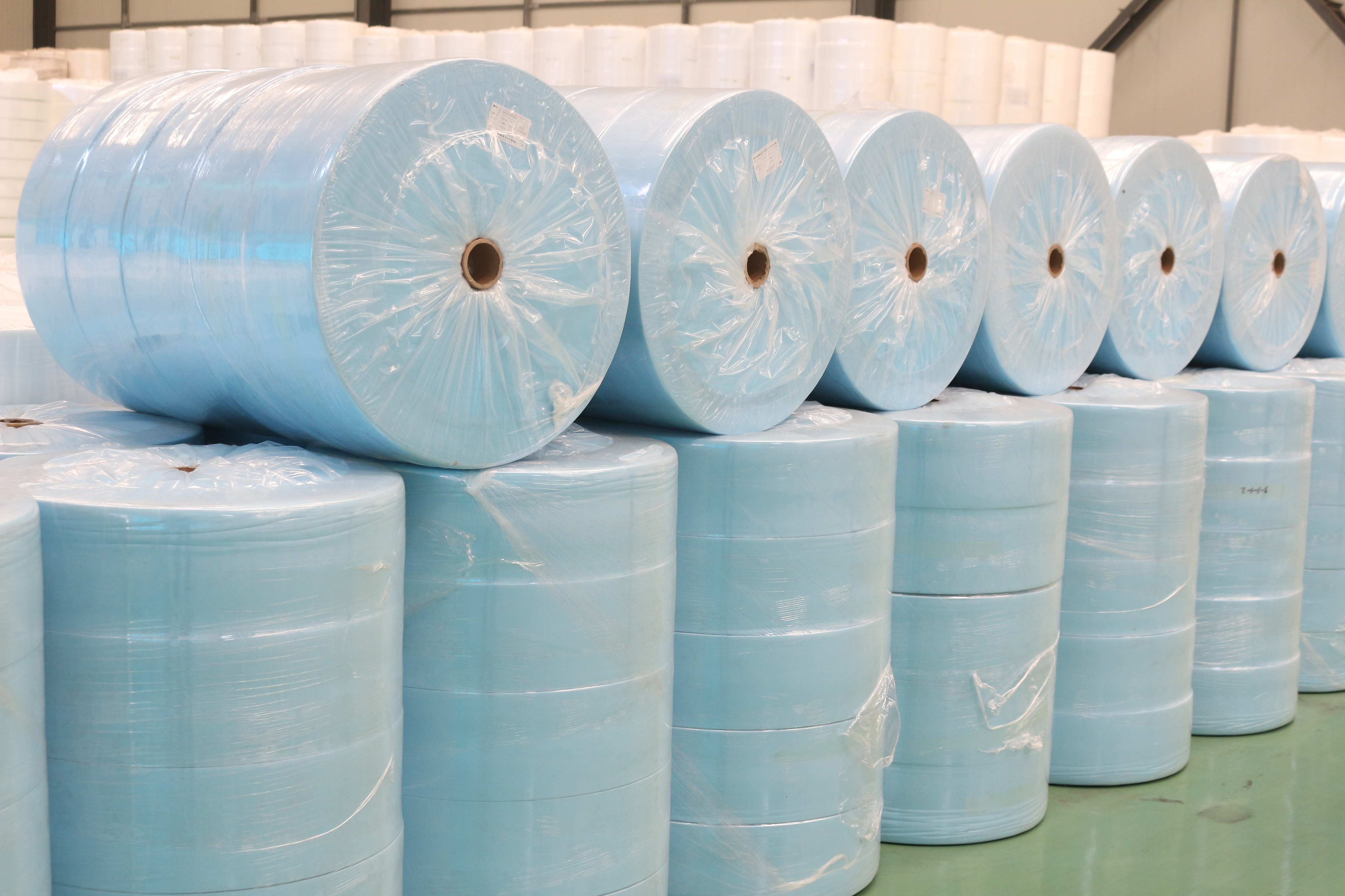 45g 60g 1.6m high non-woven fabric PP SMS Spunbond nonwoven non woven cloth sofa fabric rolls