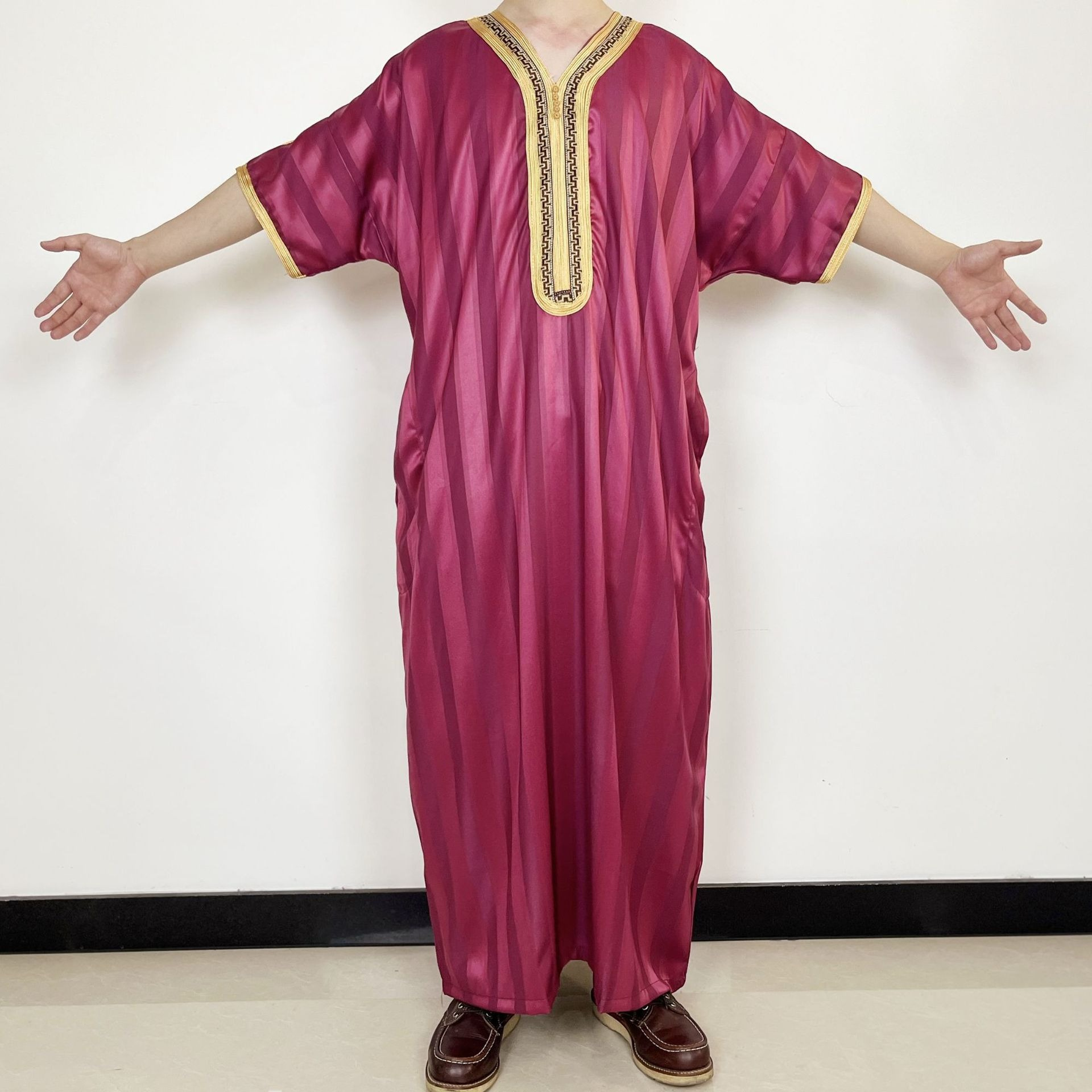 Men Muslim Kurta Jubah Arab Islamic Clothing Robe Embroidered Caftan Moroccan Style Men'S Thobe