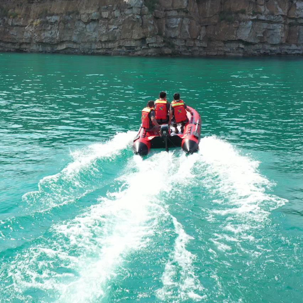 PVC Inflatable rescue dinghy/dinghies for 4-6 prersons driving on lake or river