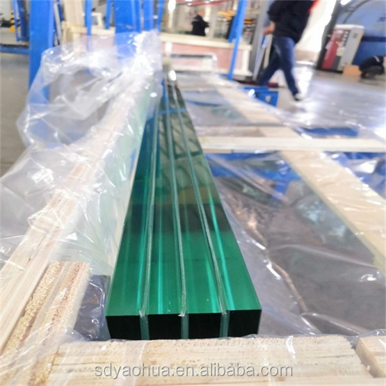 8.76 mm  tempered laminated glass 4+0.76+4