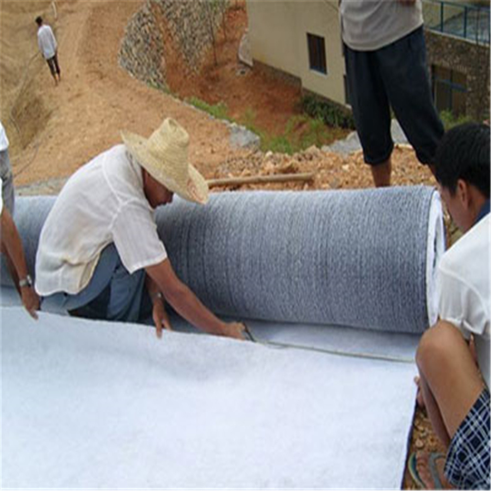 Factory price sodium bentonite geosynthetic clay liner for construction projects waterproof blanket