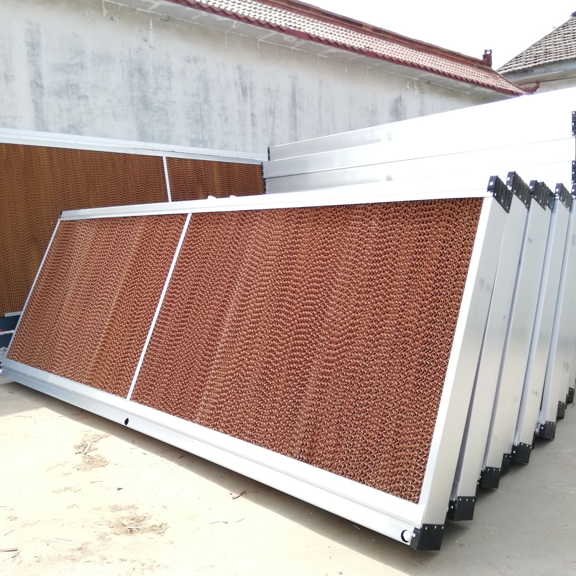 Chicken House Evaporative Cooling Pad for Greenhouse and Poultry Farm