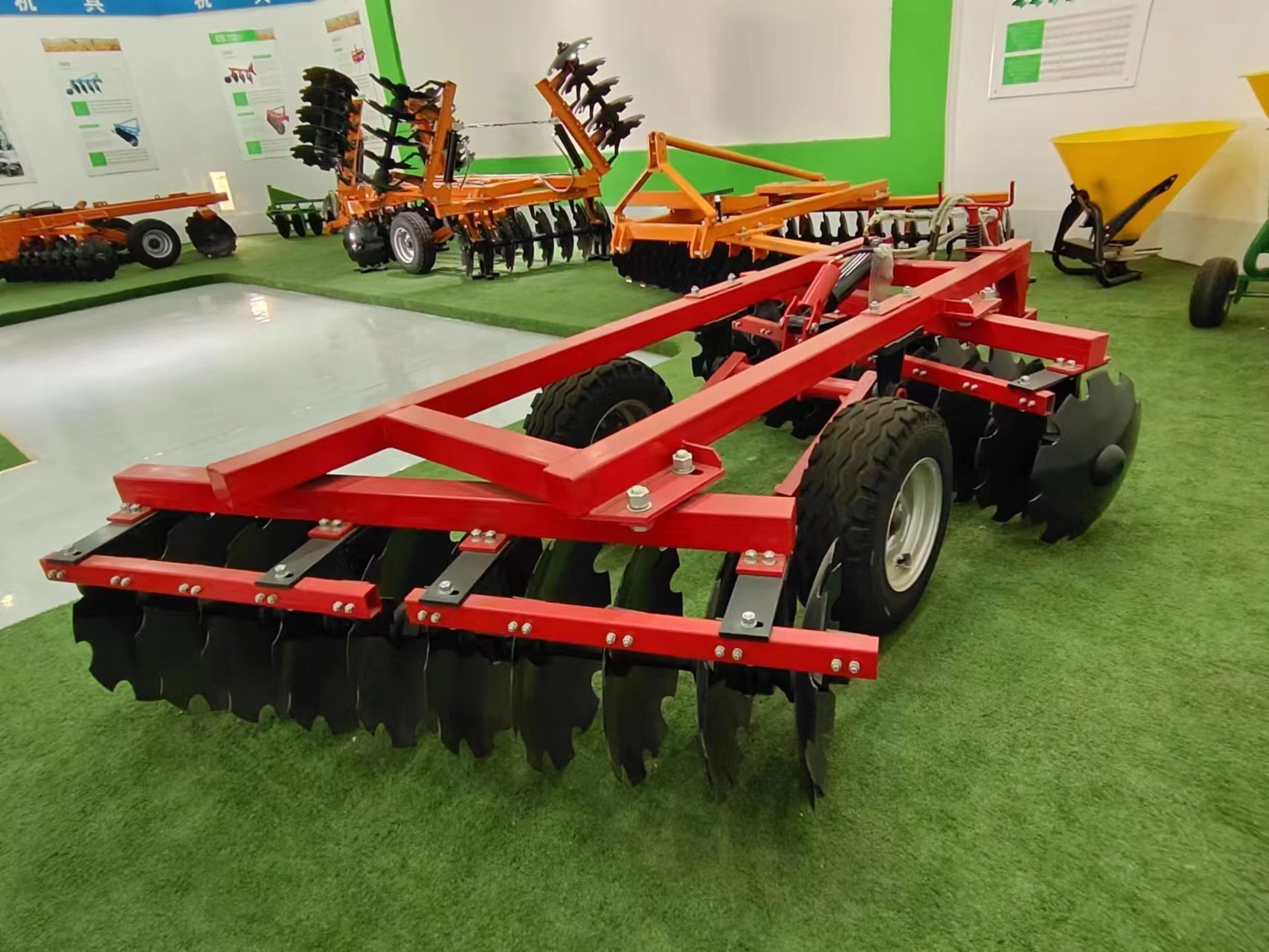 farm cultivator tractor mounted hydraulic heavy duty disc harrow for sale