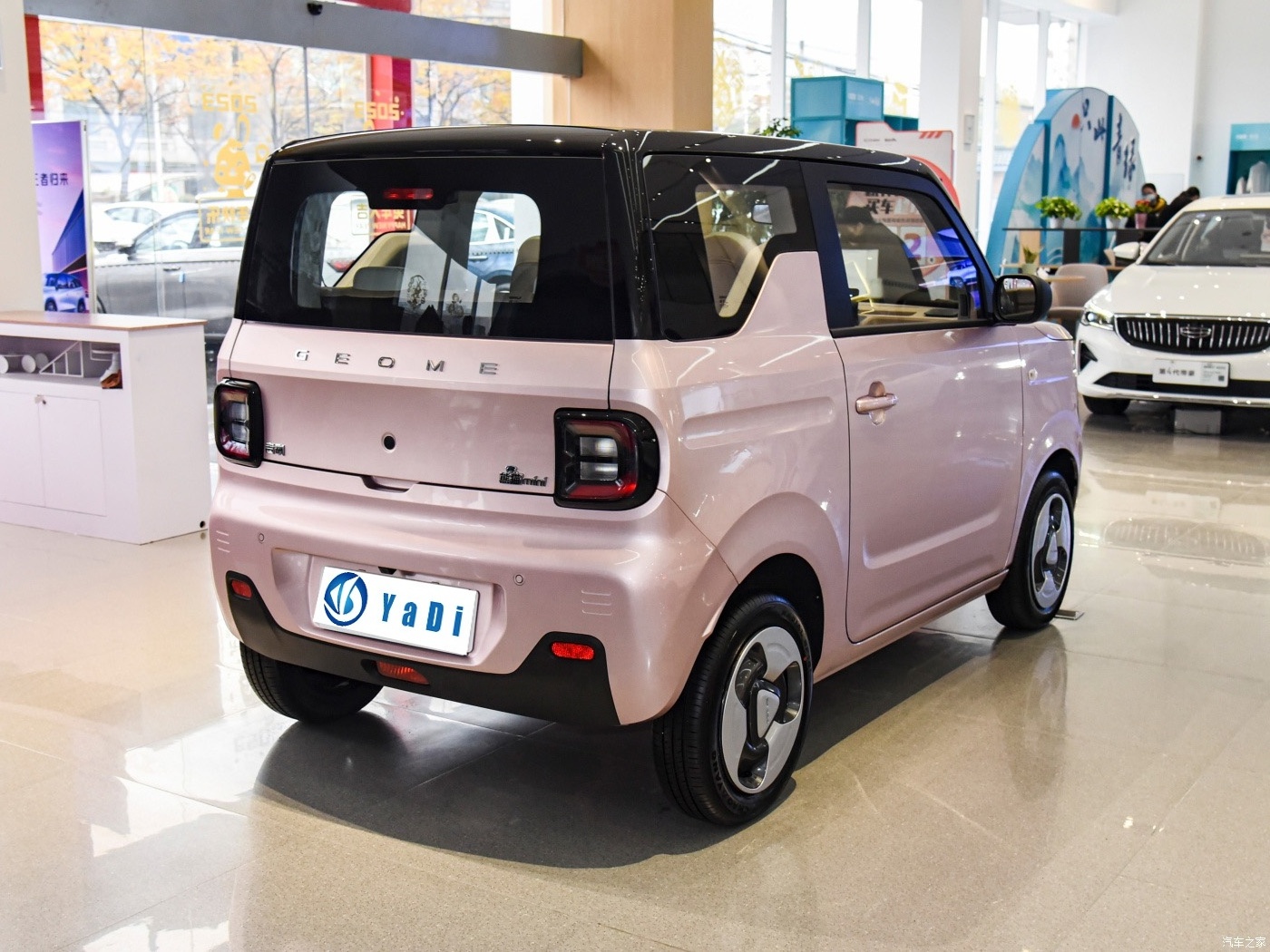 In Stock 2023 China Electric Cars Geely Panda Mini Cheap Price Electric Cars mini car for adult