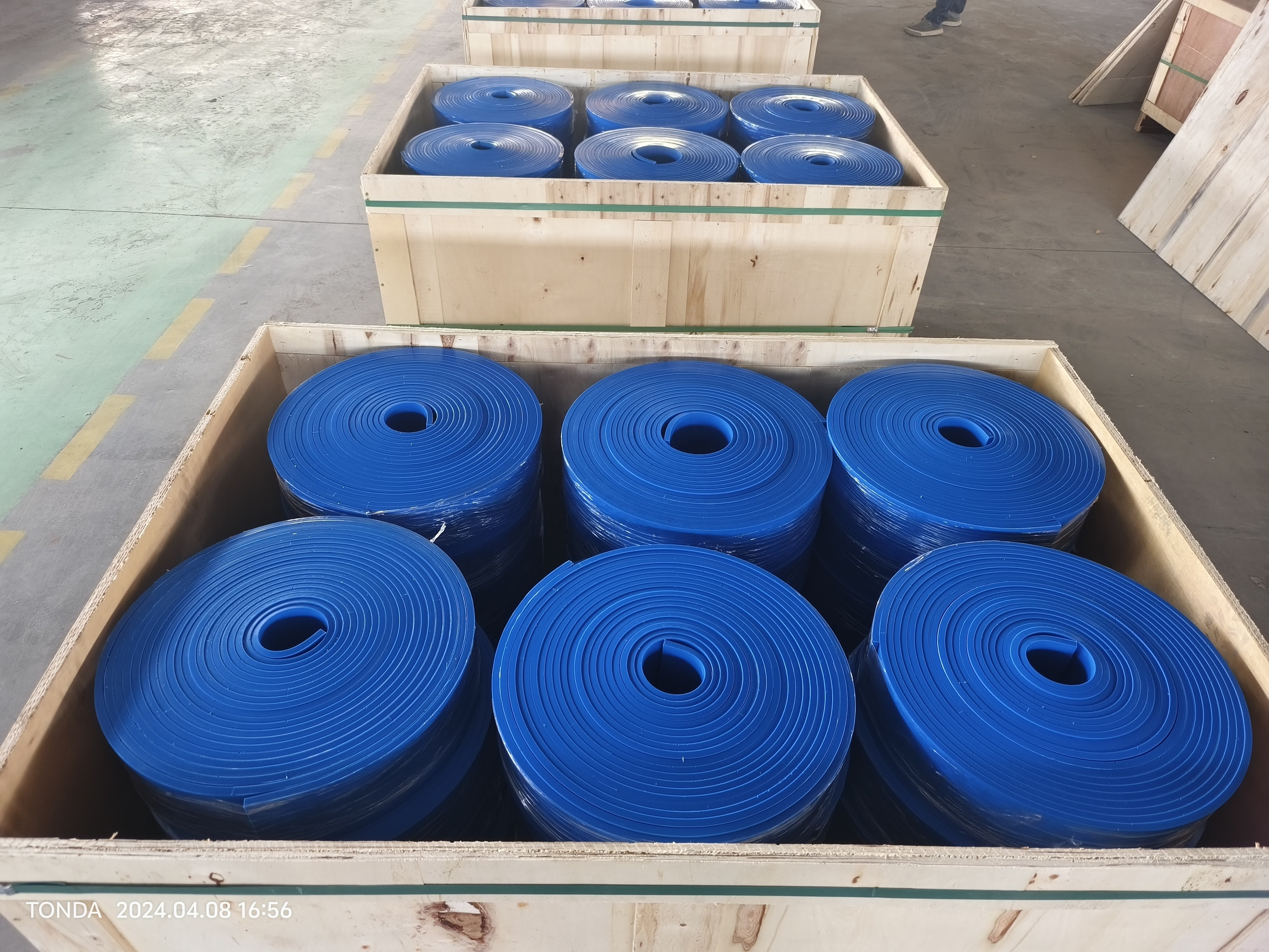 Tonda Fras MDI 15 Meters Long Conveyor Polyurethane Skirting Sheet Scraper Rubber Sheets