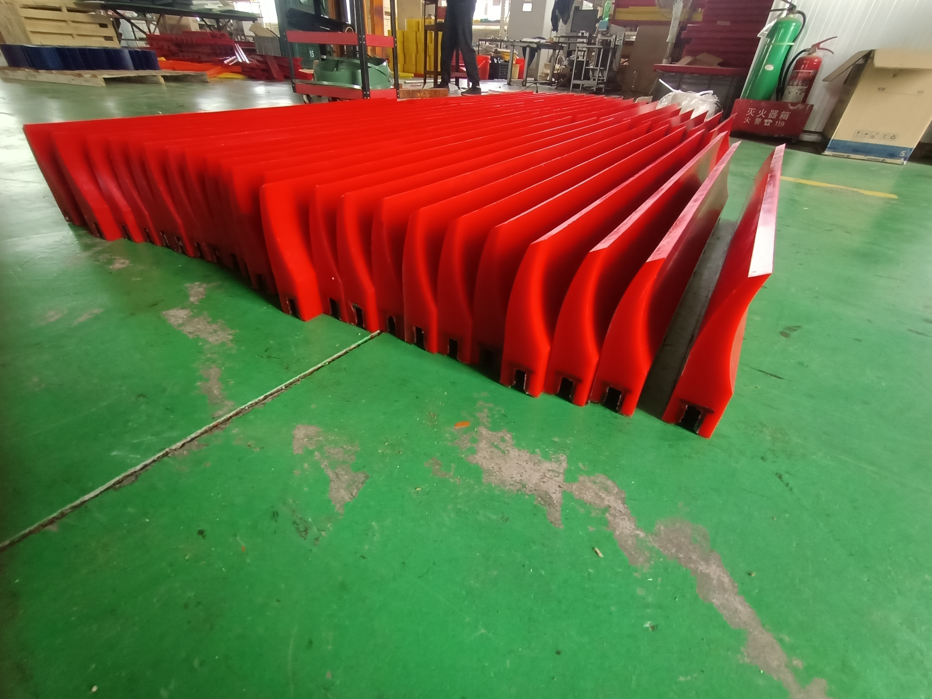 New Customized PU Polyurethane Conveyor Belt Scraper Cleaner for Machinery and Industry Applications