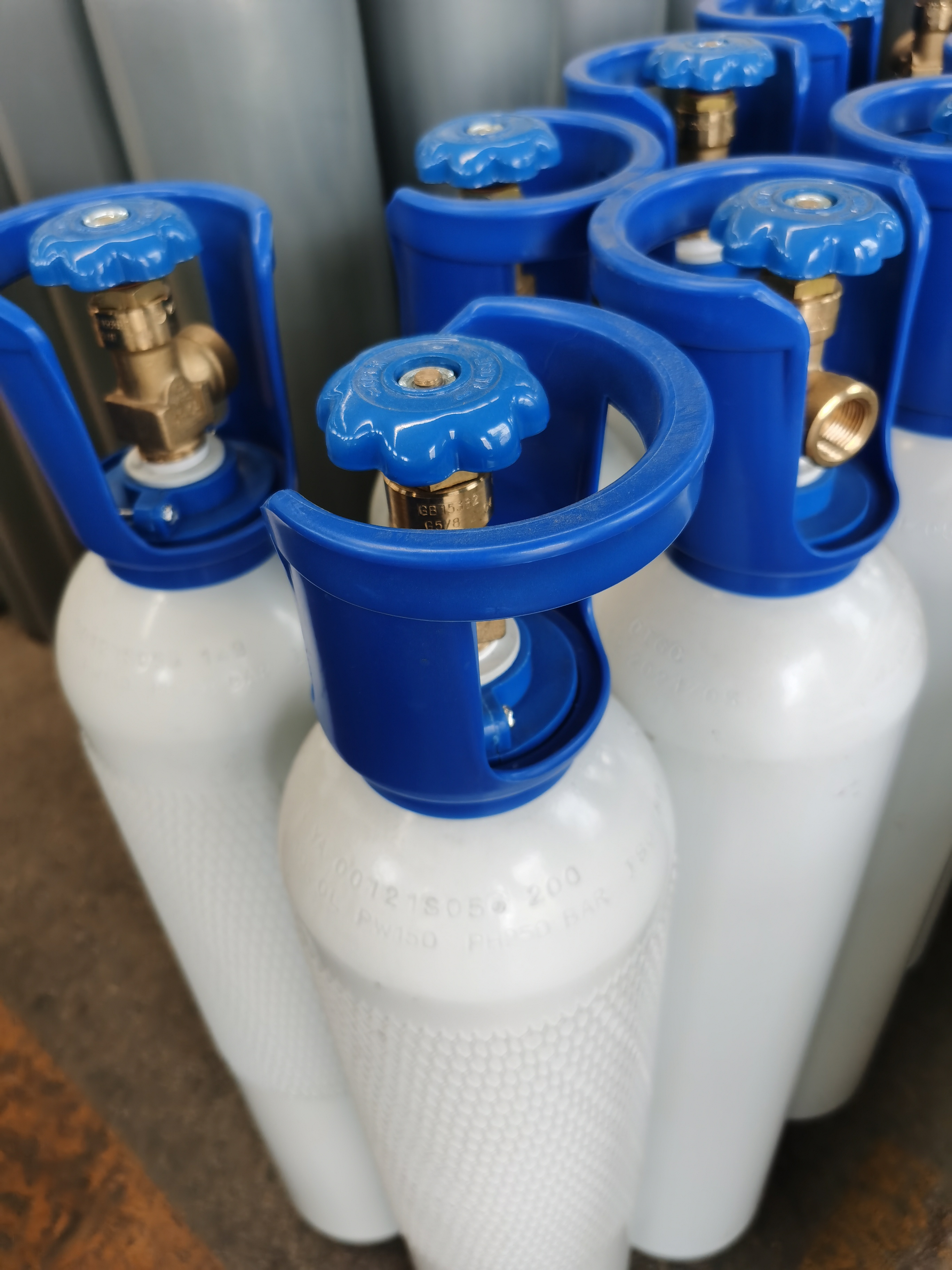 ussr jiko gas cylinders  vaporesso xros 3 nano nitrogen safety valve test liquid nitrogen container gas cylinder 38l