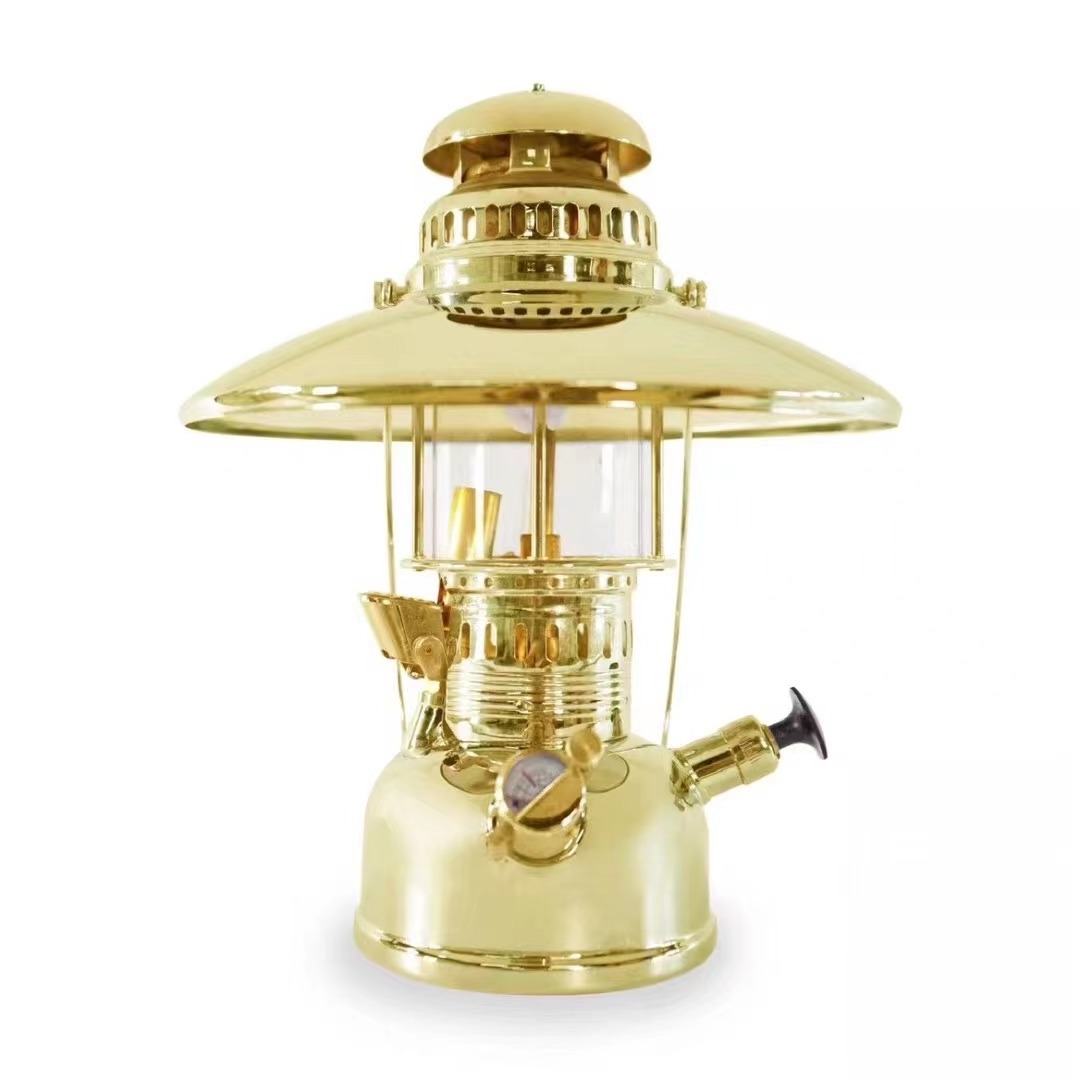 SANTRAX  BRAND 150C.P COPPER  KEROSENE PRESSURE LANTERN