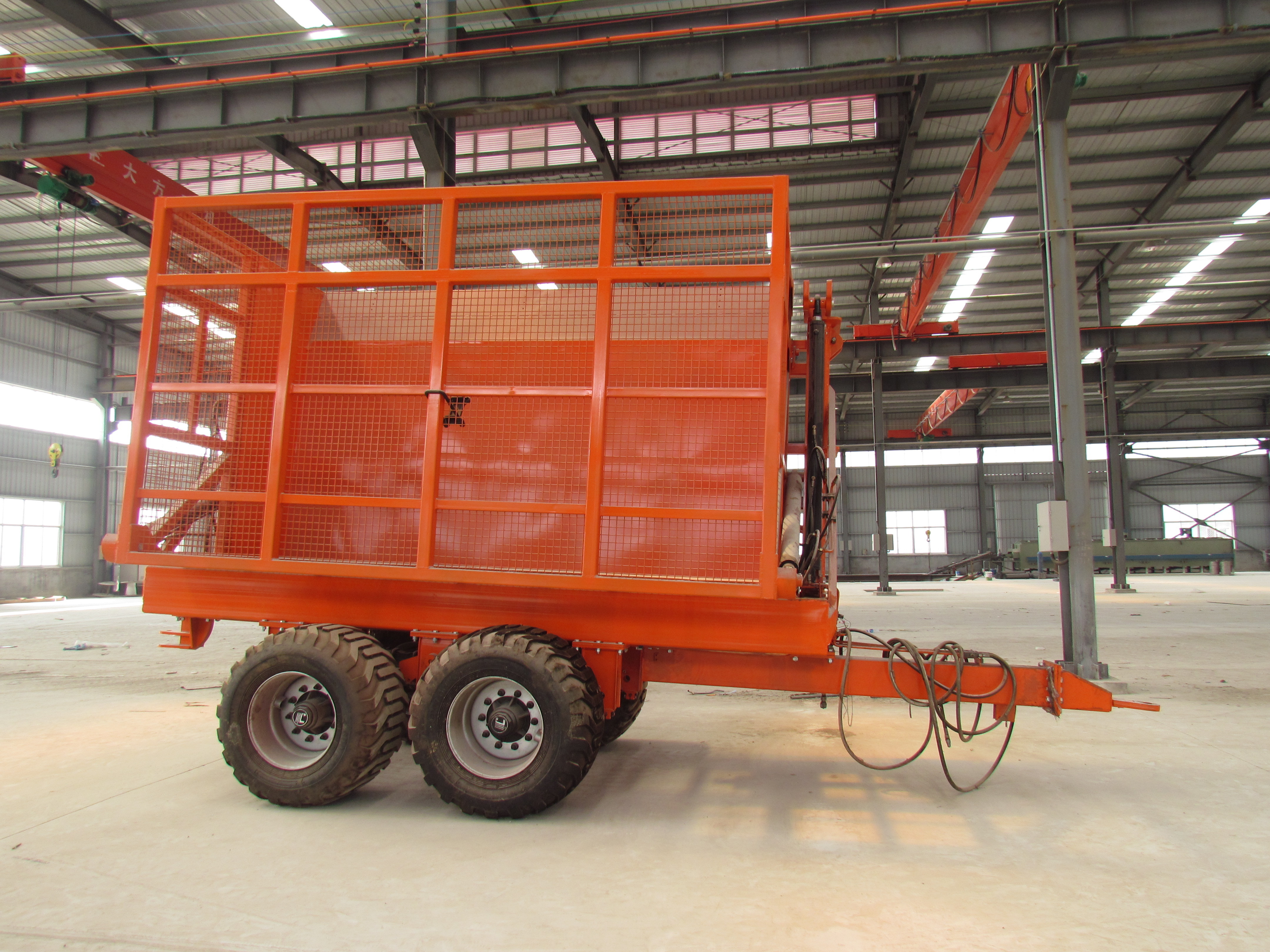 Sugar Cane Ten tons Mesh side tipping trailer