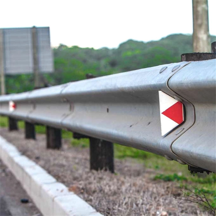 Best-selling different types post spacing highway guardrails llc vehicle crash barrier