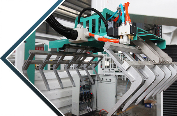 Zhengxia Fully Automatic Machinery Robotic Column Palletizer 20kg Bags Factory Robotic Palletizer Machine Pallet Stacking Robots