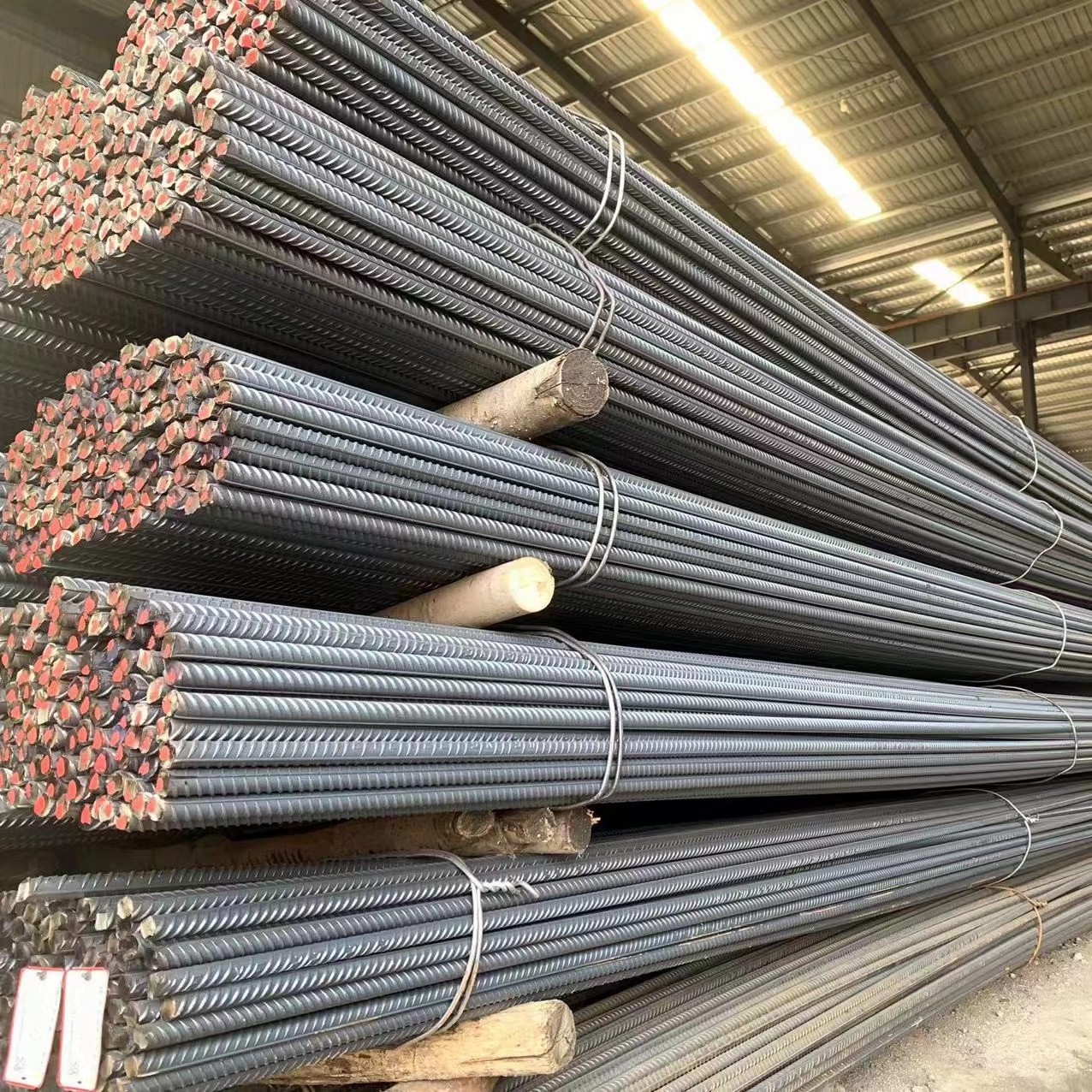 Factory Wholesale Building Construction Steel Bar B500b 1/2 Inch 3/8 Inch Iron Rod Reinforcing Steel Tmt Barsat Best Price