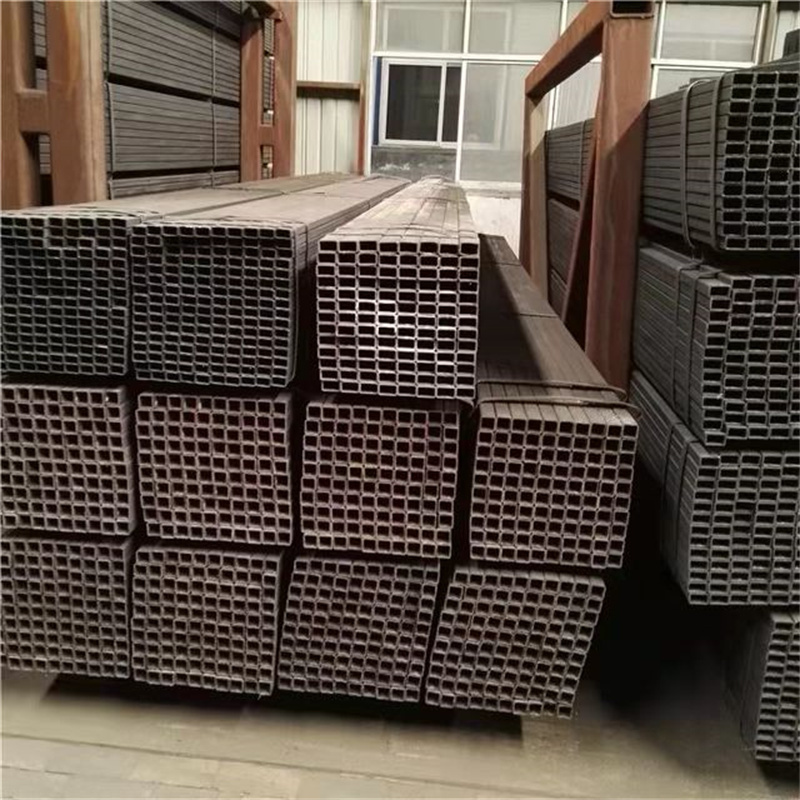 ASTM A500 black carbon steel pipe welded pipe square and rectangular steel tube 2 inch square ms pipe price