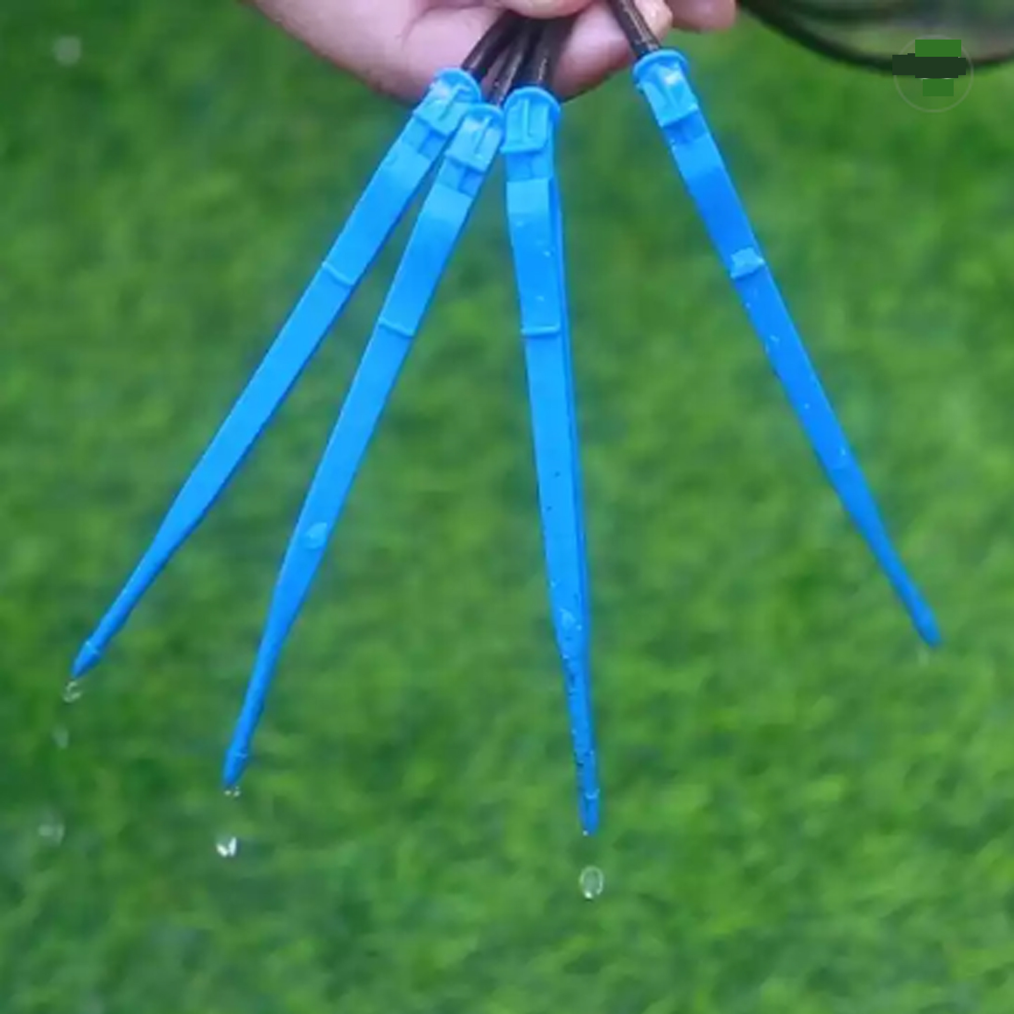 Wholesale Gardening Irrigation Arrow Dripper Four-Branch Greenhouse Dripper With Emitter Kit