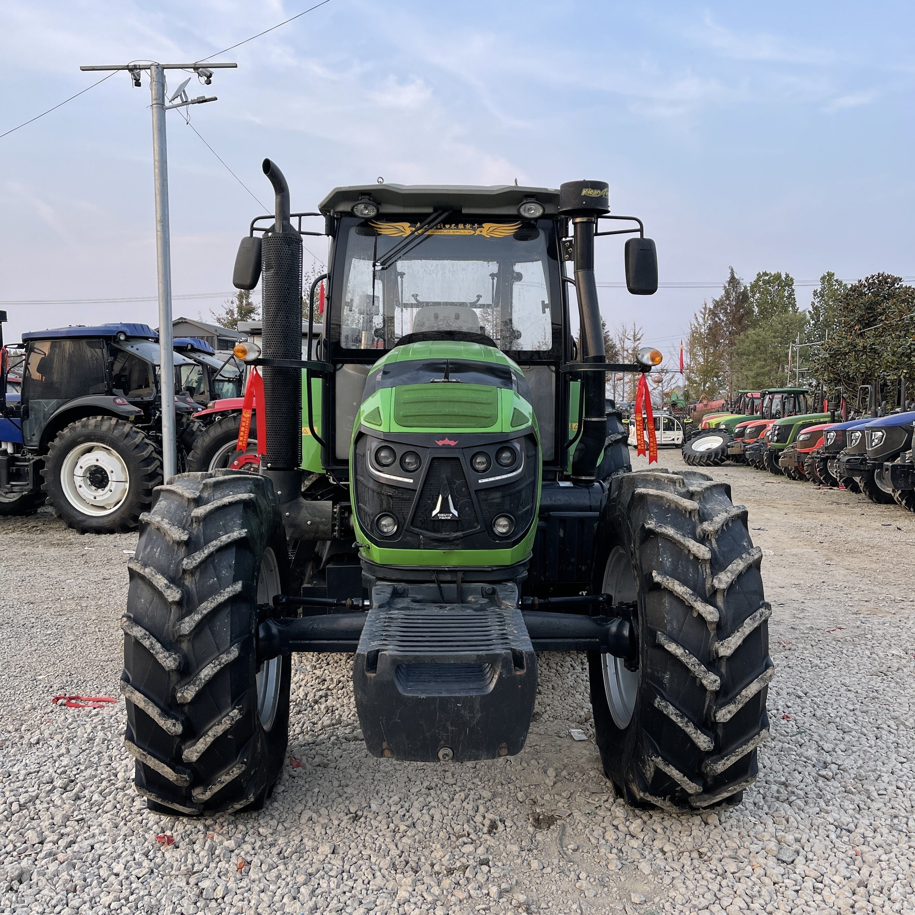 used tractor 4x4wd  Deutz Fhar CD2104  210HP  used agricultural machinery  wheel tractor  big farm tractors