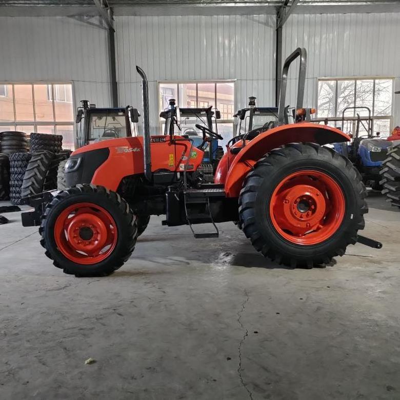 70hp Multifunction Agriculture Tractors Used Farmer Tractors Compact KUBOTA Tractors 4 Cylinder Diesel Engine