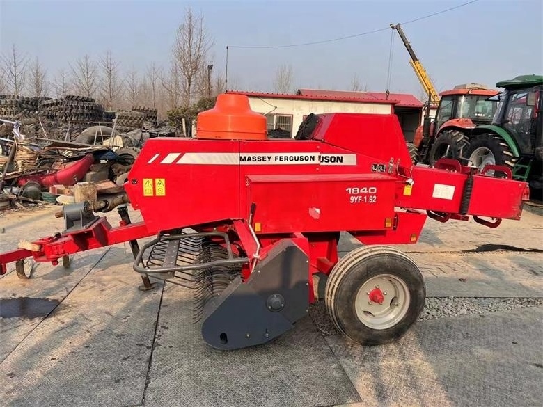 Massey Ferguson 1840S baler