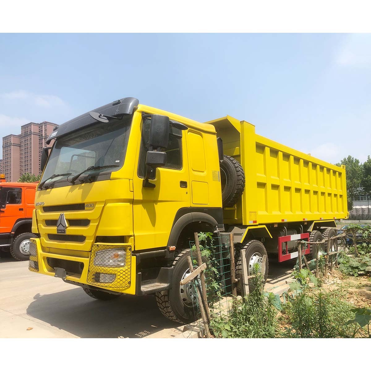 Year 2016  8x4 400HP Used Sinotruk Howo 6X4 10 wheel Euro 2 /4 371hp 40 Ton 50Ton used howo Dump Truck Tipper Truck for sale