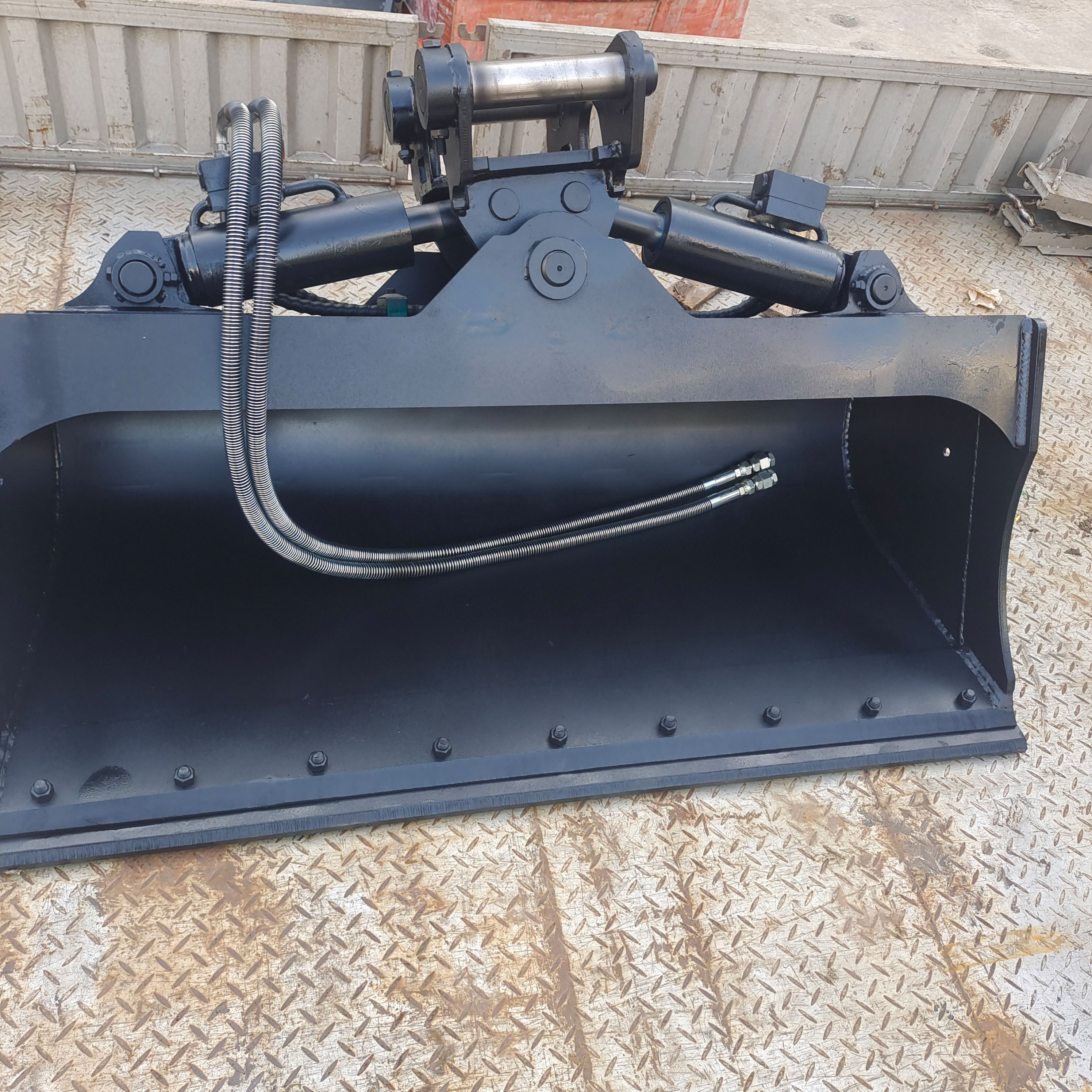 ZHONGJU tractor tilt bucket new tilt bucket excavator tilt bucket for sale