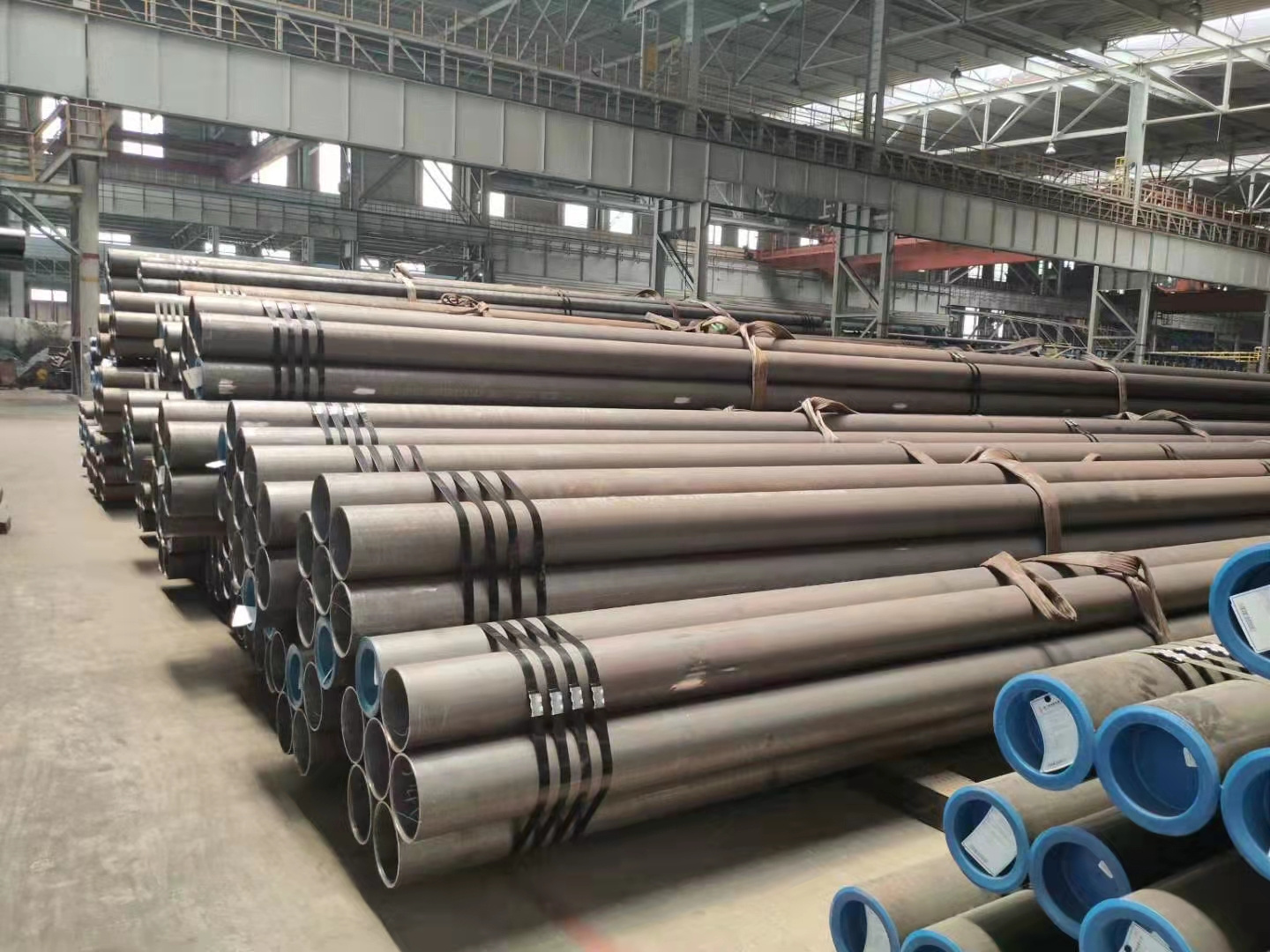 Large Diameter Thick Wall Hot Rolled Seamless Carbon Steel Seamless Pipe Q235b Q275b Mild Steel Pipes Iron Pipe