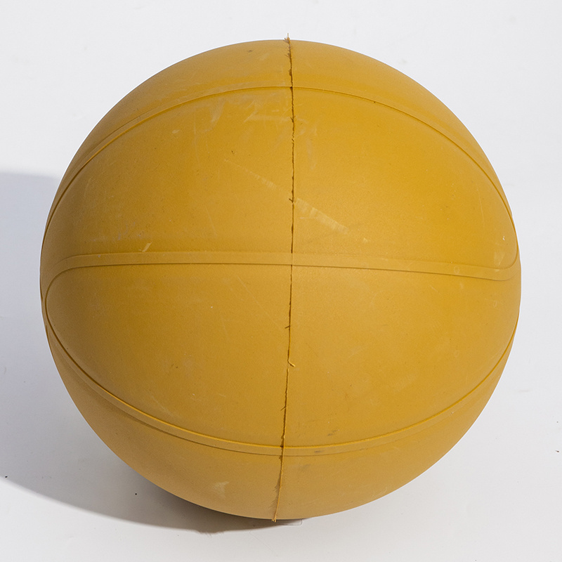 Good Air Retention Inflatable Rubber Butyl Bladder For basketballBall Basksetball And Football