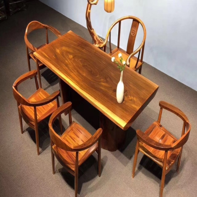 Factory Sell 14 Seater Outside Dining Table With Wholesale Price 100% Solid Wood