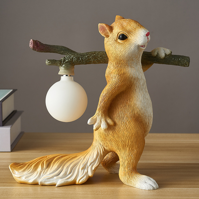 Bedroom Bedside Lamp Nordic Creative Designer Cartoon Animal Squirrel Table Lamp Children's Gift Light Luxury Ornaments