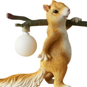 Bedroom Bedside Lamp Nordic Creative Designer Cartoon Animal Squirrel Table Lamp Children's Gift Light Luxury Ornaments