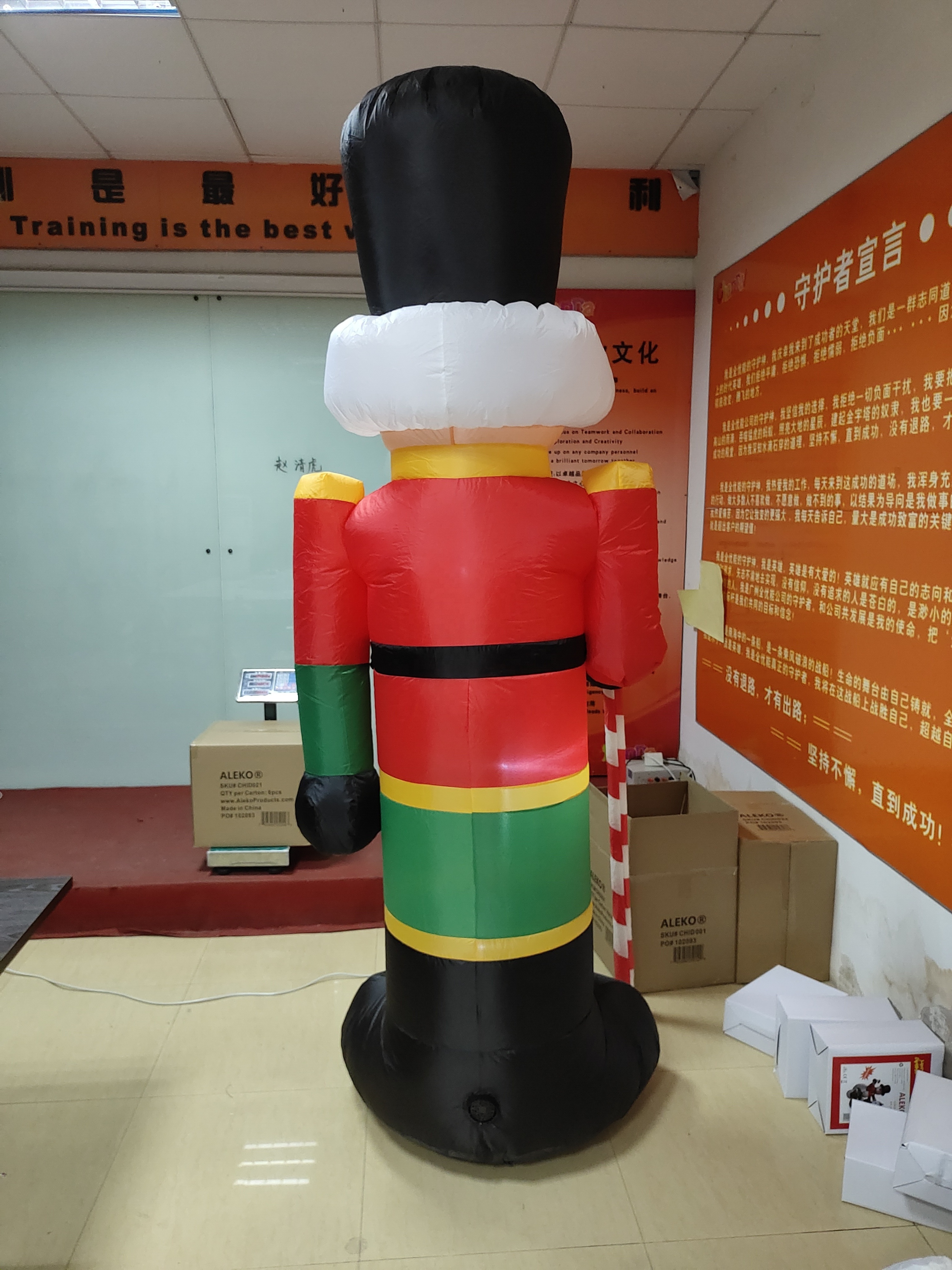 Inflatable Soldier Puppet Nutcracker With Cane Inflatable Christmas Decoration For Outdoor With LED Light Ready To Ship