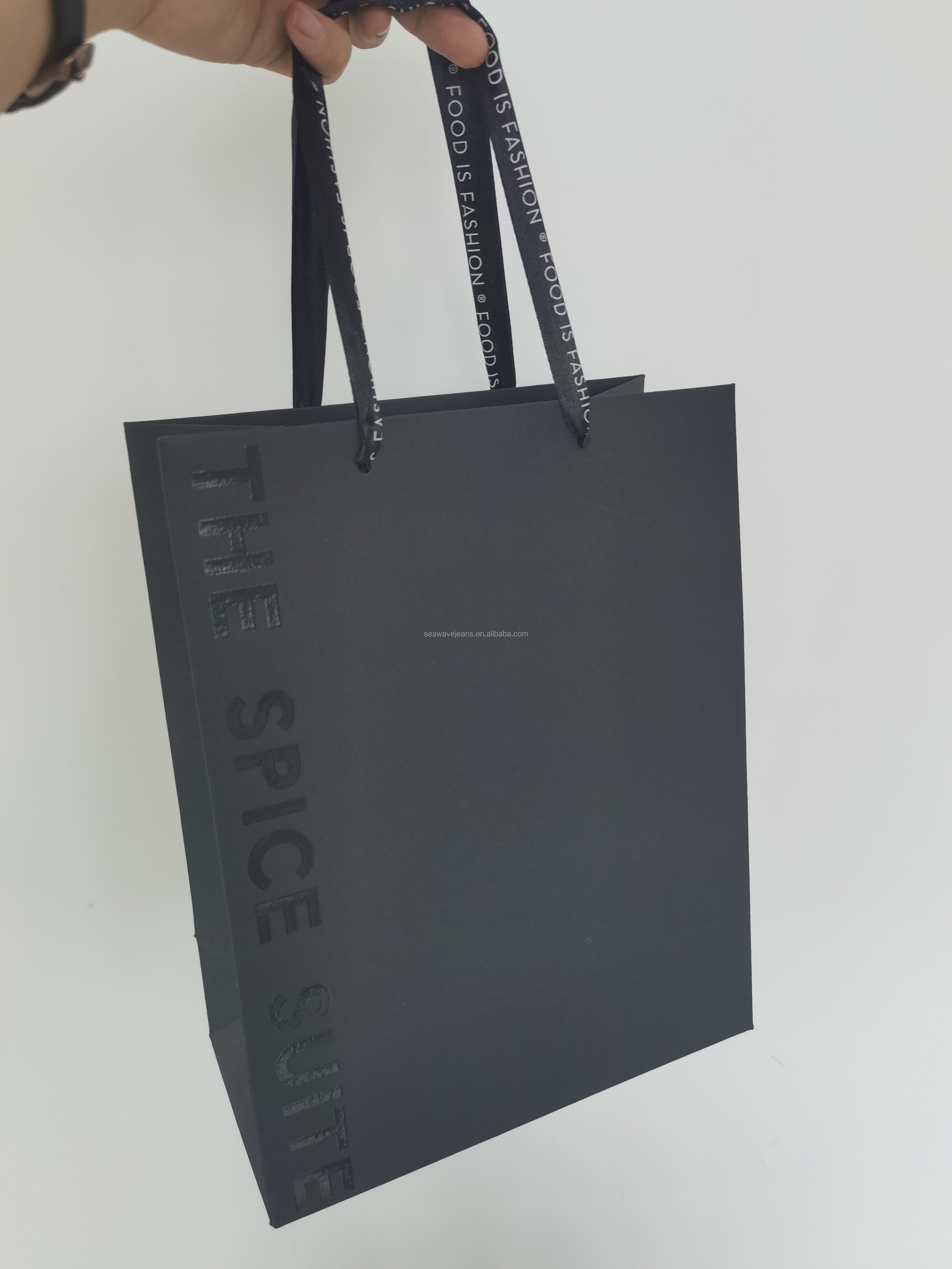 Custom black cardboard paper bag uv spot  gift  paper packaging bag with ribbon with own logo