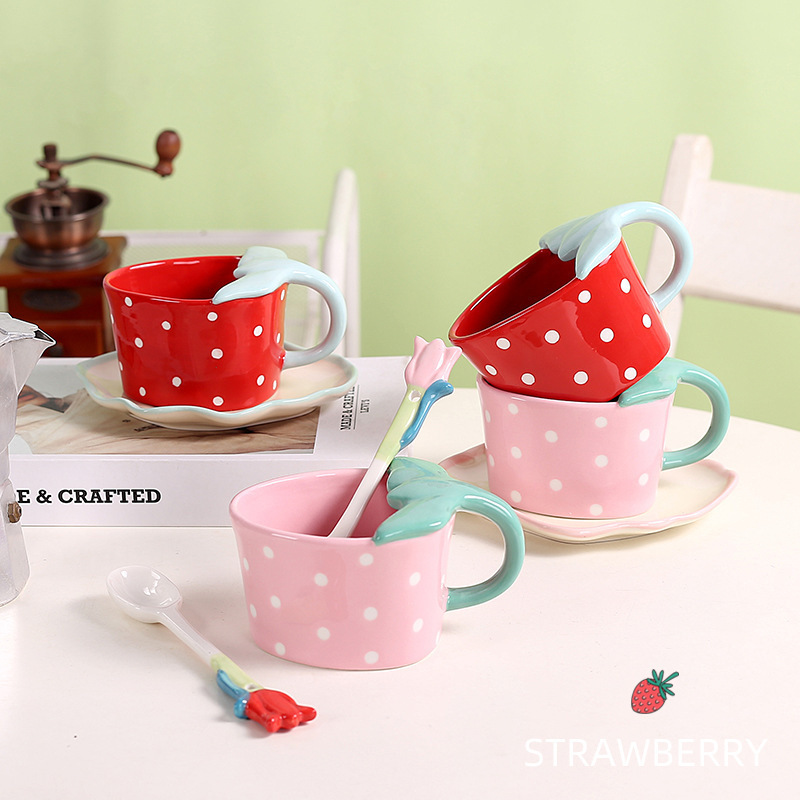 Seaygift Birthday Gift Aesthetic Mug Saucer Set Cute Strawberry Mug with Tulip Spoon