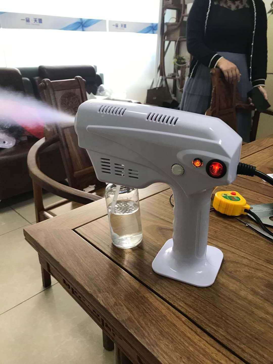 High Quality  Price low Portable Blu-Ray Anion Nano Spray Gun Nano Sterilizing Steam Gun