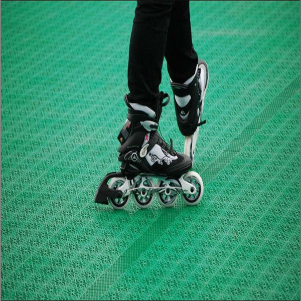 China Factory PP plastic roller skating rink flooring