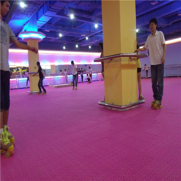 China Factory PP plastic roller skating rink flooring