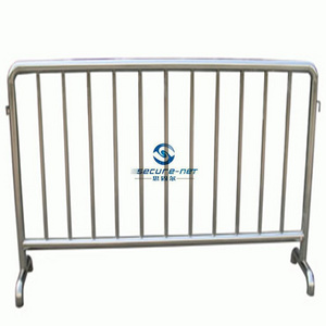 Flat Feet Crowd Control Barrier Outdoor Temporary Fence Panels Horse Retractable Steel Fence